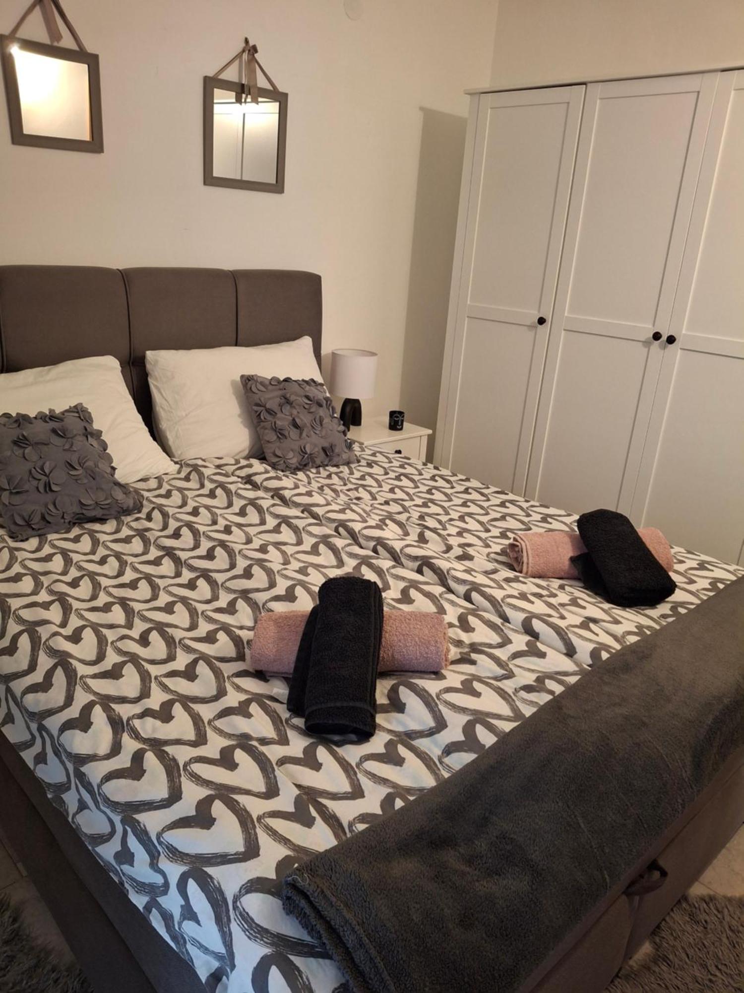 Opg Pelejs Villa Pag Town Dış mekan fotoğraf